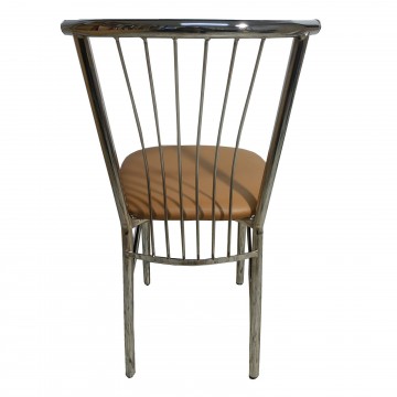 Καρέκλα τραπεζαρίας βεντάλια από σκελετό χρωμίου και επένδυση από δερματίνη σε μόκα χρώμα