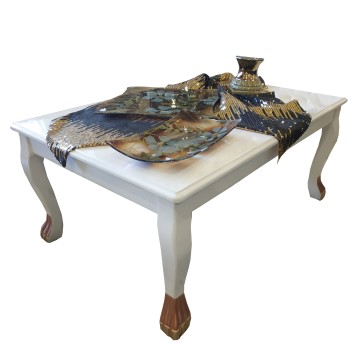 Τραπέζι σαλονιού...