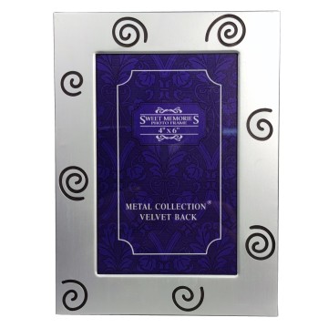 Κορνίζα ασημί μεταλλική...